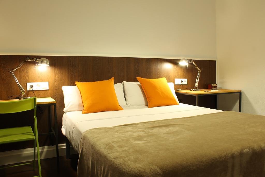 De 185 M2 Com 8 Apartamento *