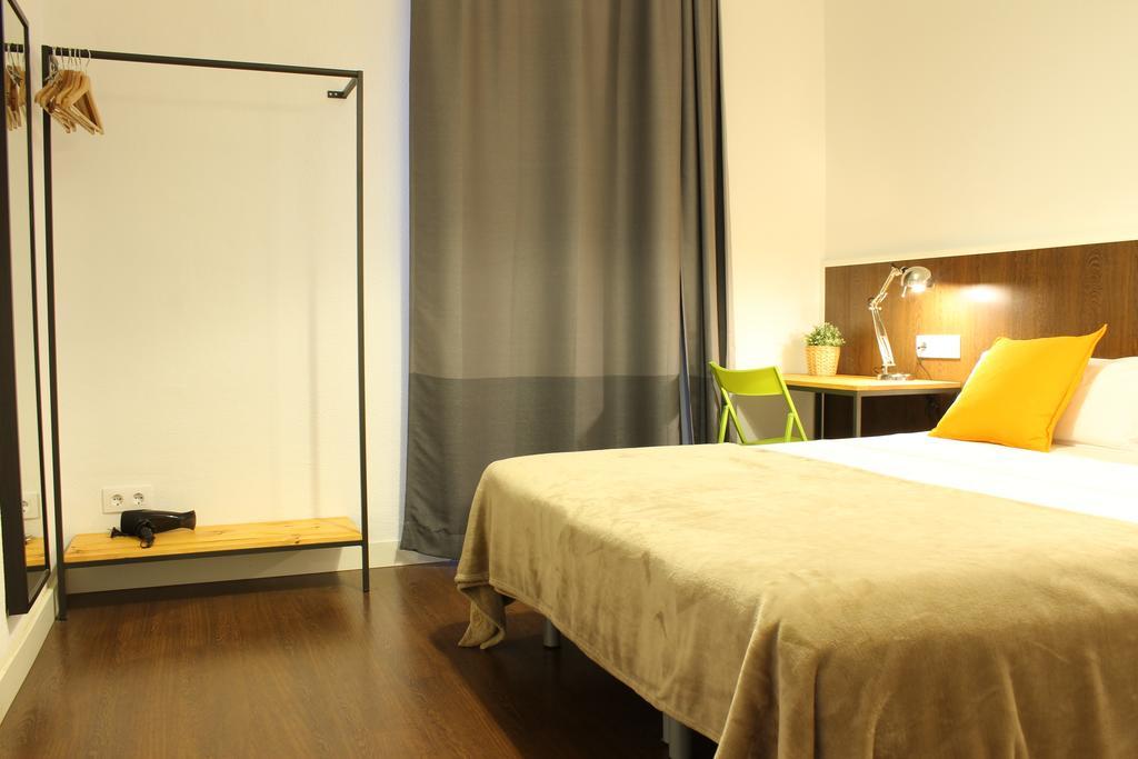 De 185 M2 Com 8 Apartamento Barcelona