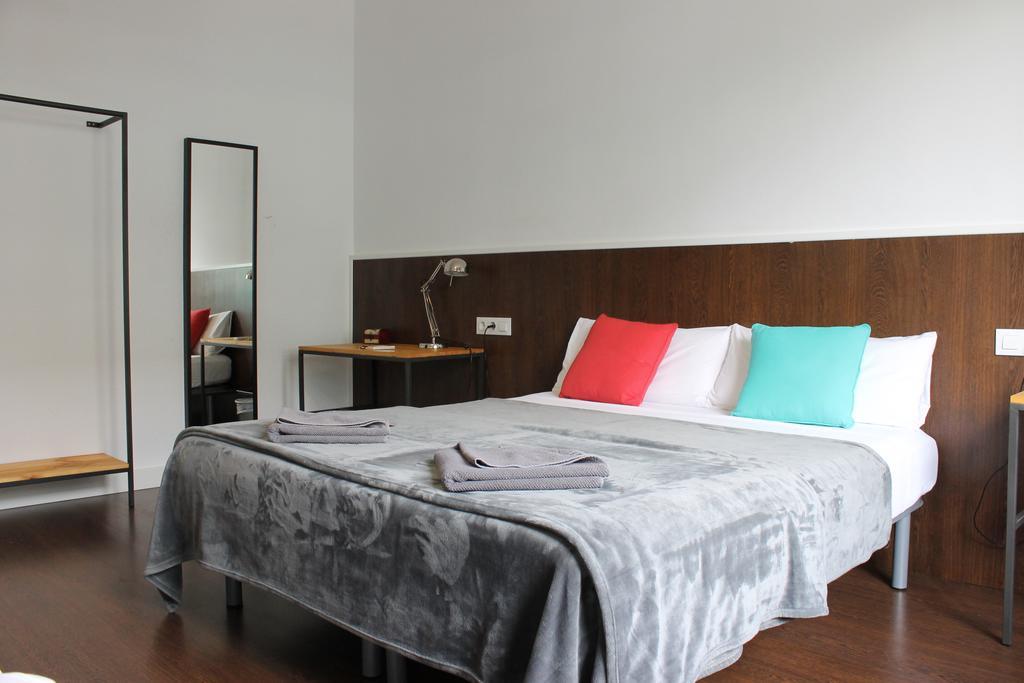 De 185 M2 Com 8 Apartamento *