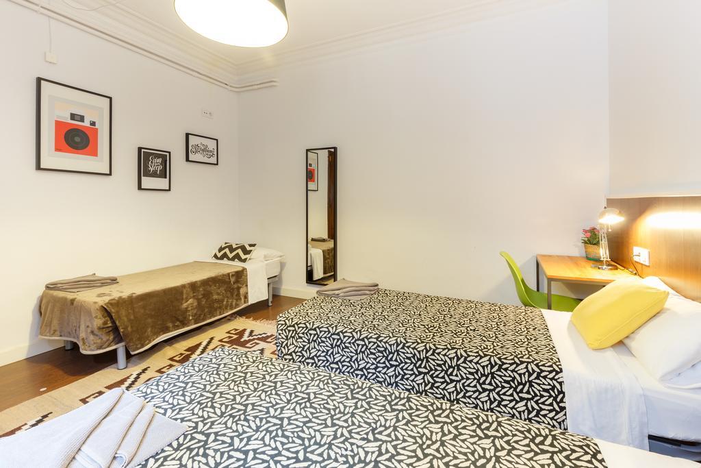 De 185 M2 Com 8 Barcelona